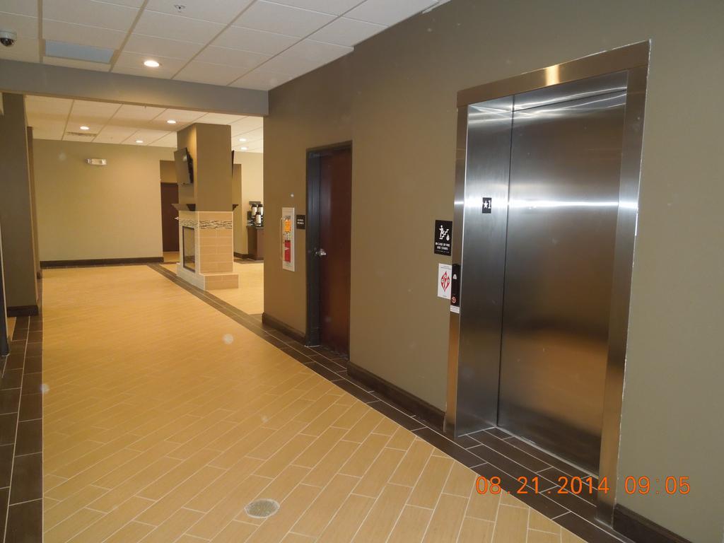 Super 8 By Wyndham Hershey Chocolate Avenue Exterior foto