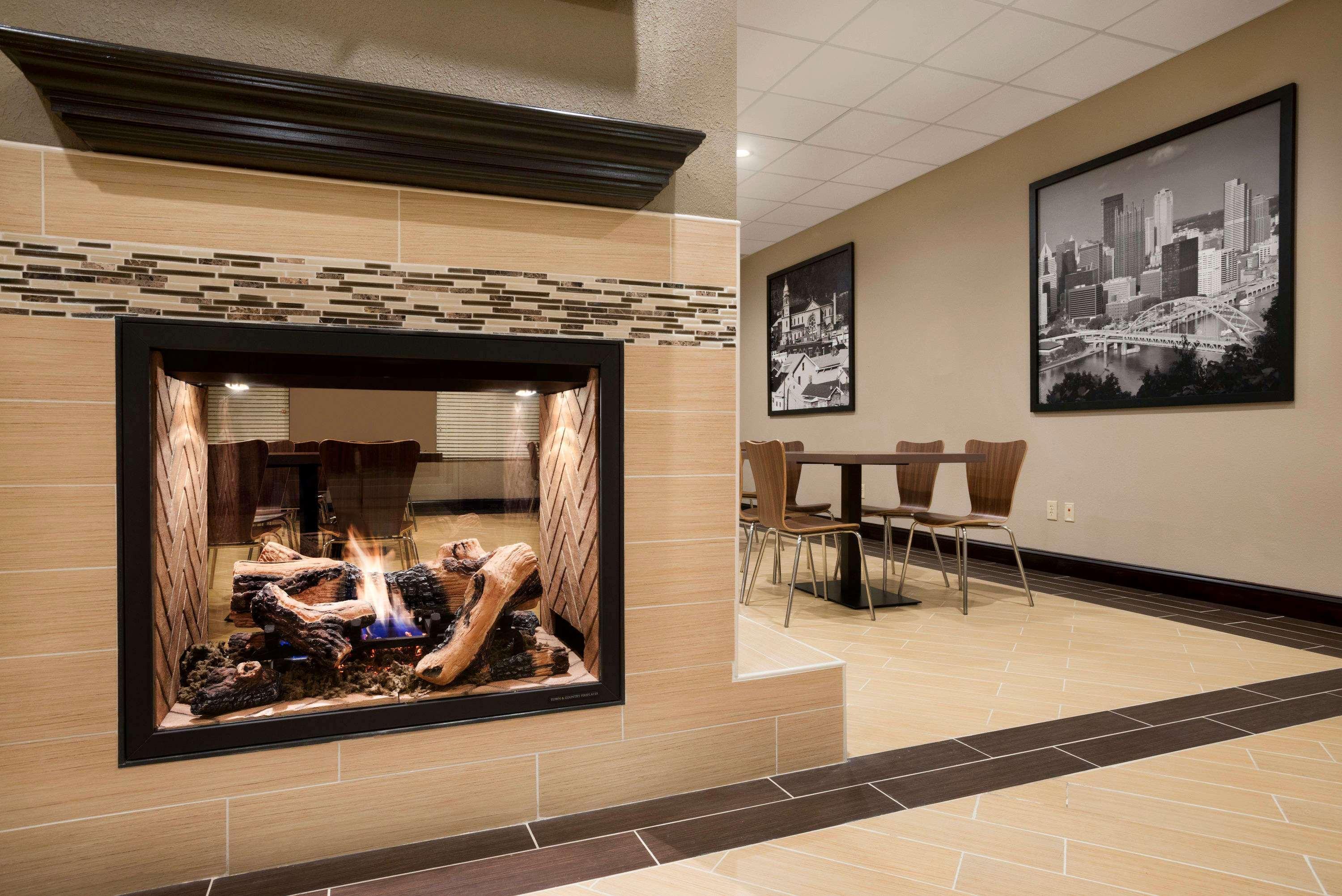Super 8 By Wyndham Hershey Chocolate Avenue Exterior foto